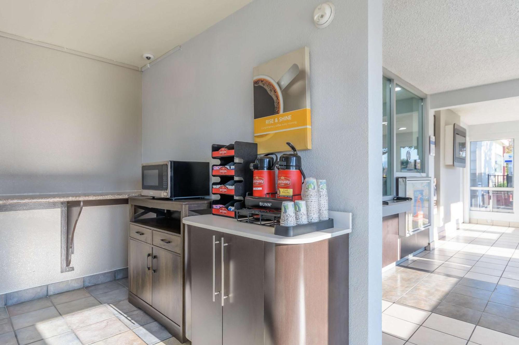 Motel 6 Hayward, Ca- Silicon Valley Gateway Ngoại thất bức ảnh